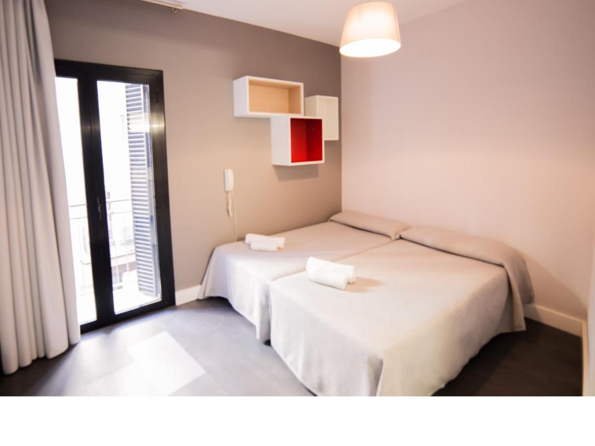 Residencia Universitaria Tagaste Barcelona Room photo