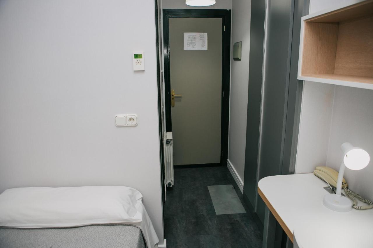 Residencia Universitaria Tagaste Barcelona Exterior photo